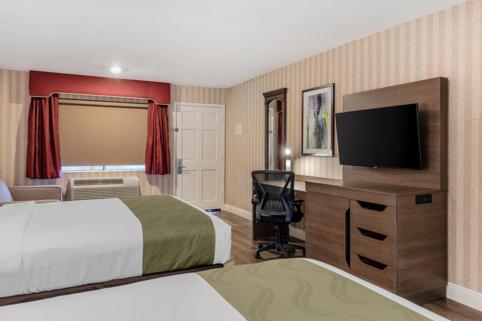 Quality Inn & Suites Anaheim Maingate Exterior foto